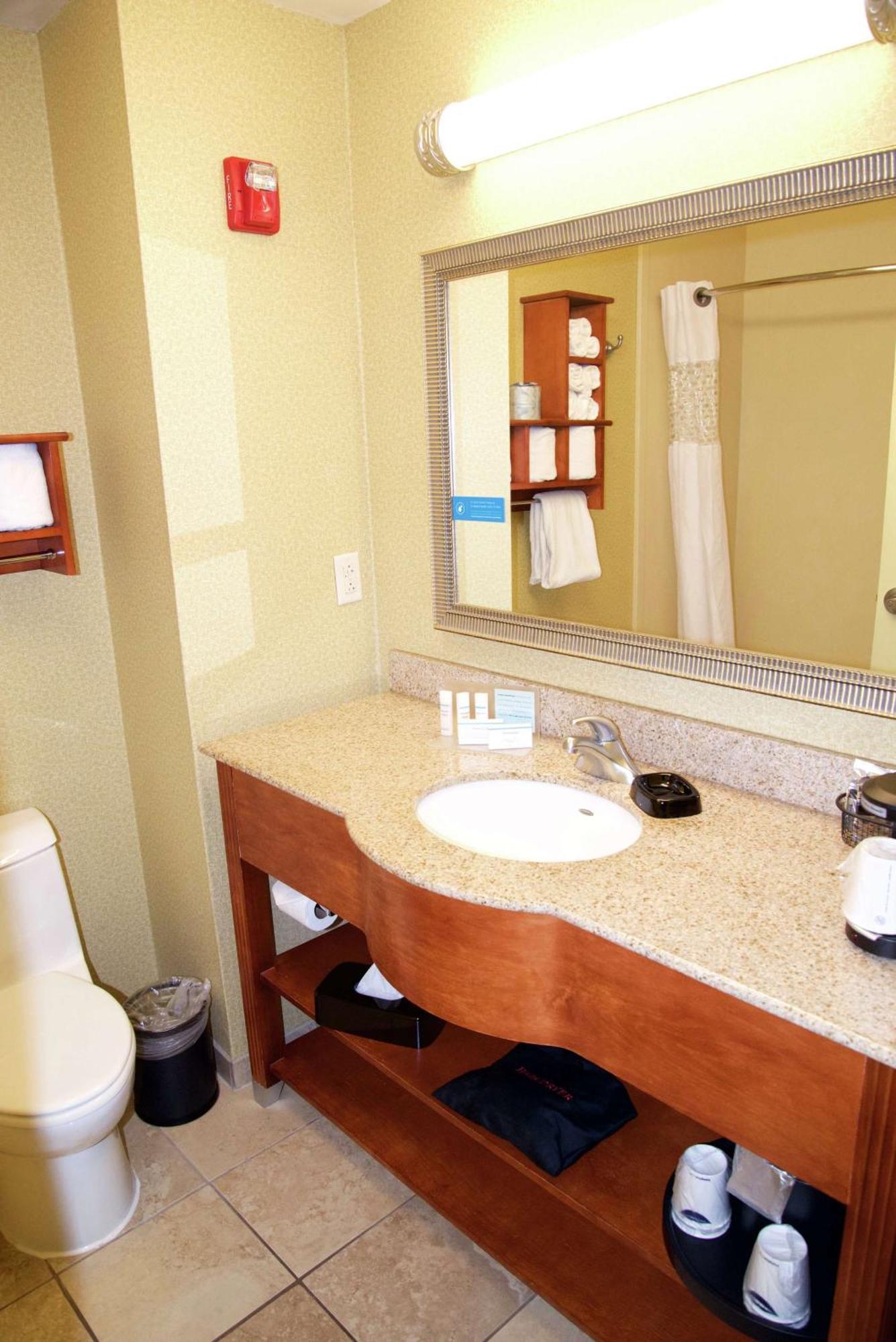 Hampton Inn & Suites Moline-Quad City Int'L Aprt Εξωτερικό φωτογραφία