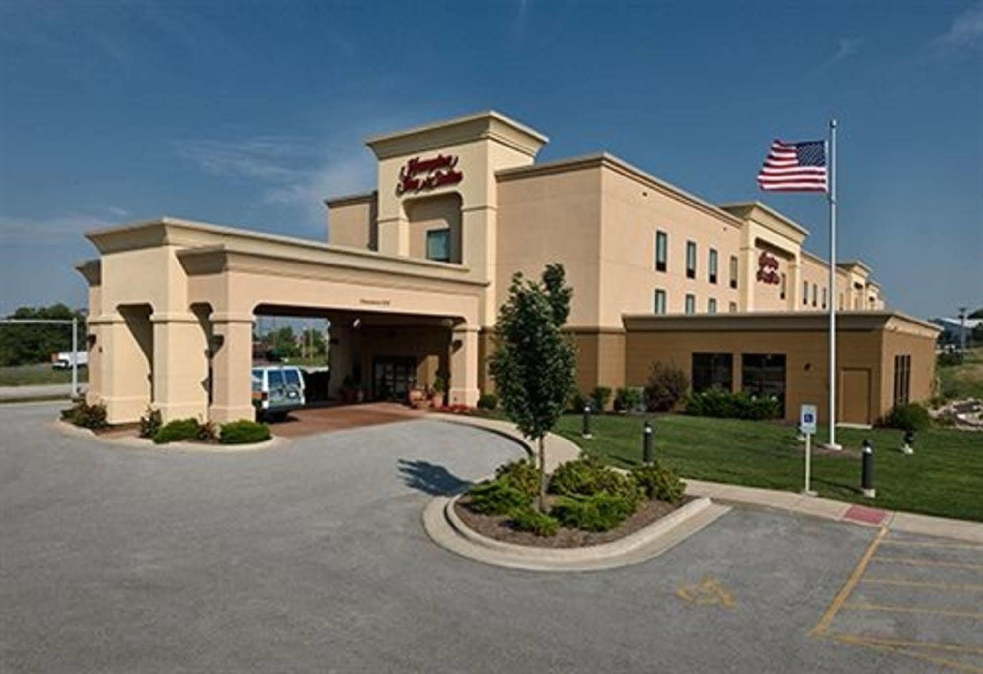 Hampton Inn & Suites Moline-Quad City Int'L Aprt Εξωτερικό φωτογραφία