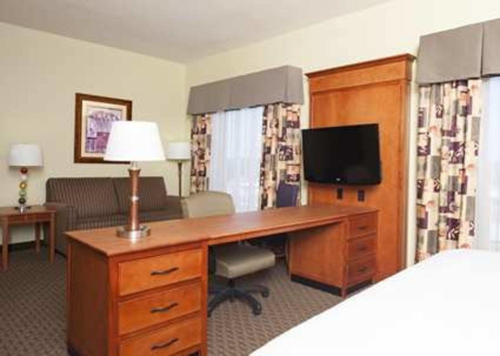 Hampton Inn & Suites Moline-Quad City Int'L Aprt Εξωτερικό φωτογραφία